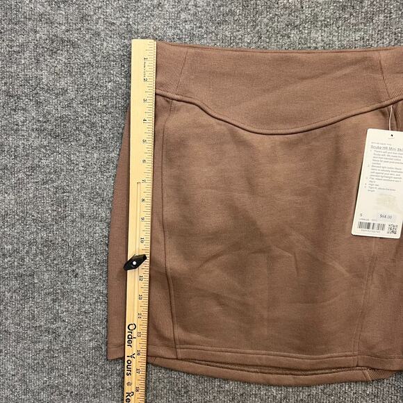 Lululemon Scuba High Rise Mini Skirt NWT Size S Taupetastic (TPTC) LW8ALSS - Picture 7 of 7